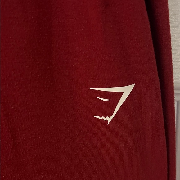 Gymshark Red jogging Pants - Picture 2 of 4